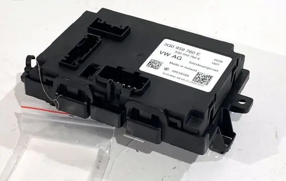 Volkswagen Arteon Other control units/modules 3Q0959760E