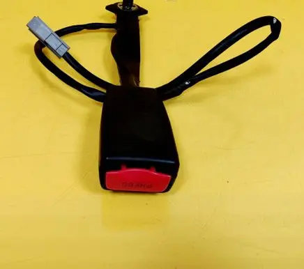 Mazda 5 Front seatbelt buckle 
