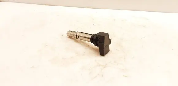 Volkswagen Touran I High voltage ignition coil 036905715G