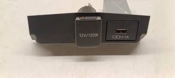 Toyota Corolla E210 E21 USB socket connector 5891102380