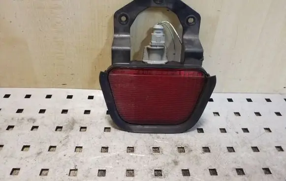 Toyota Avensis T220 Third/center stoplight 54533729