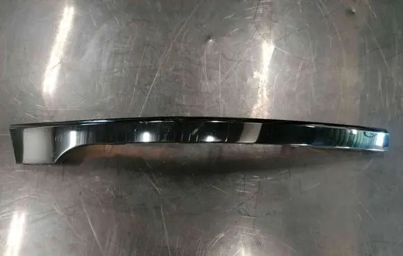 Volkswagen Touareg II Rear bumper trim bar molding 7P6853841