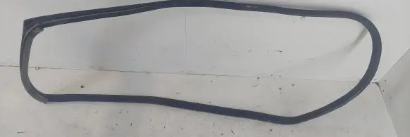 Audi A6 S6 C4 4A Rear door rubber seal (on body) 