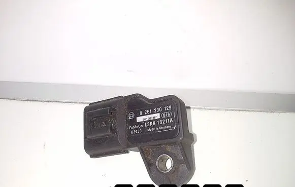 Mazda 3 I Camshaft speed sensor 0261230129,L3K918211A