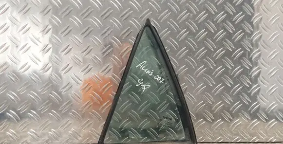 Toyota Auris 150 Rear vent window glass 43R00097