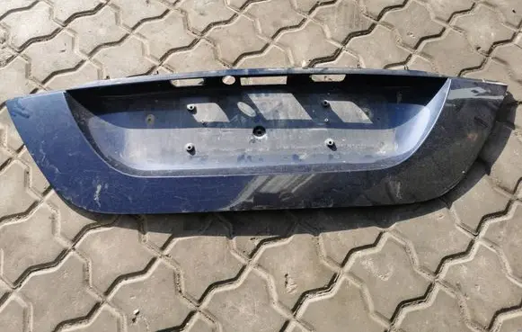 Mercedes-Benz CLK A209 C209 Tailgate trim 2097500081 SP5033