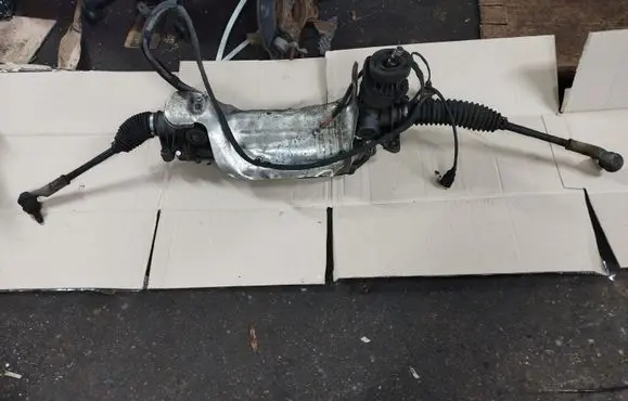 Volkswagen Tiguan Steering rack 104132411 R3826FA07 M10498