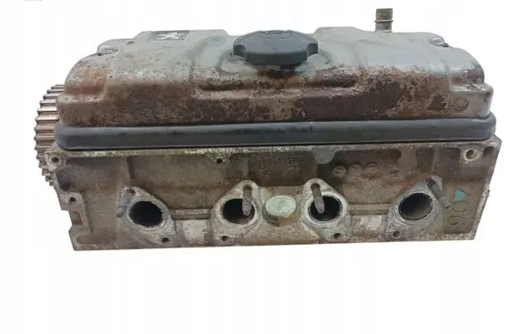 Peugeot 206 Engine head 9634005110
