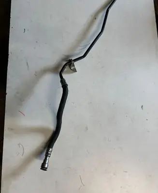 BMW 3 E90 E91 Gearbox oil cooler pipe/hose 7796875