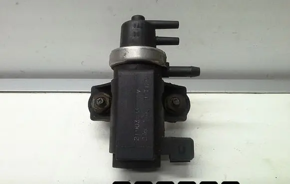 BMW 5 E39 Turbo solenoid valve 2500 72190323