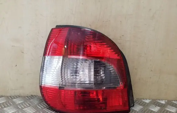 Renault Scenic RX Rear/tail lights E29002