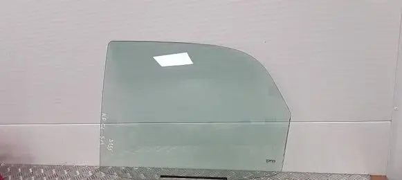 Suzuki SX4 Rear door window glass e2043r00351