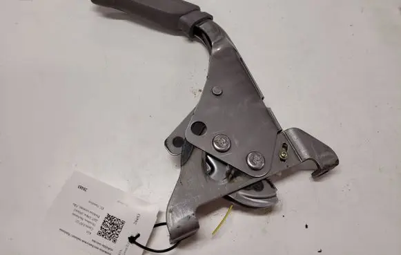 KIA Carens I Handbrake/parking brake lever assembly 05K22