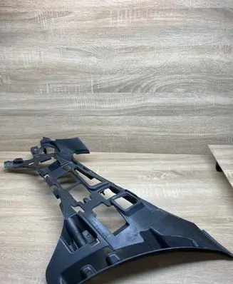 Mercedes-Benz C W205 Front bumper mounting bracket A2058850565