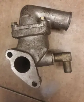Moskvich 412 Thermostat housing 