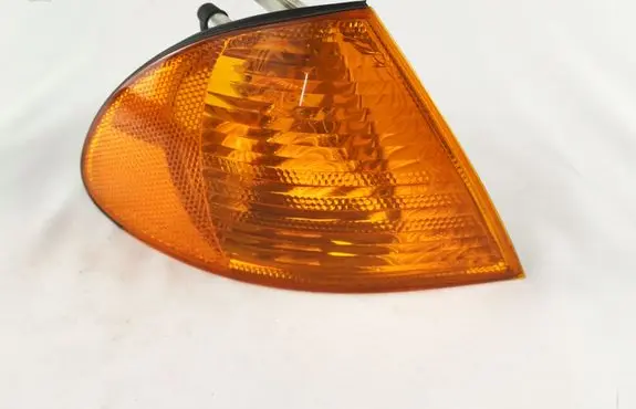 BMW 3 E46 Front indicator light 0311328002 6902755