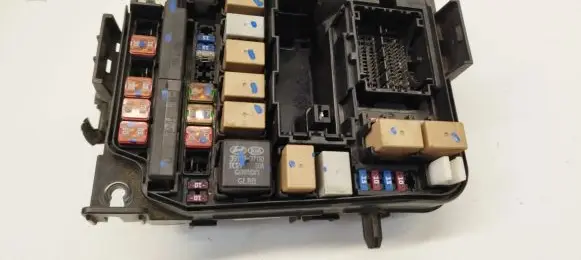 Hyundai i40 Fuse box set 919503X510 1112191987 01119
