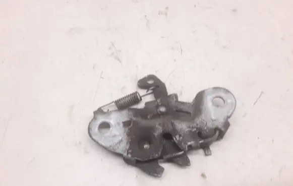 Peugeot 406 Engine bonnet/hood lock/catch