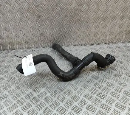 Land Rover Range Rover Sport L494 Engine coolant pipe/hose HPLA8260DB FPLA8584CB