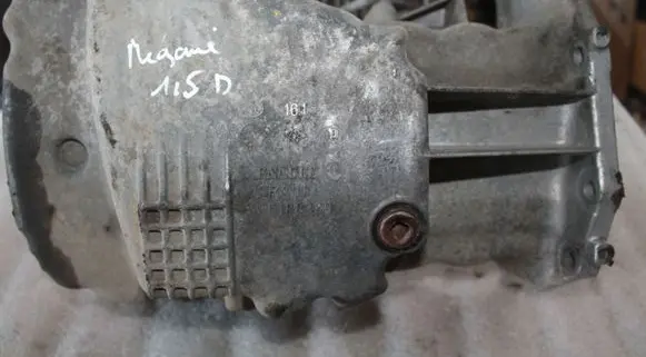 Renault Megane II Oil sump