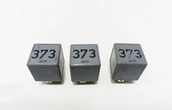 Audi A4 S4 B5 8D Other relay 8D0951253A
