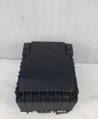Volkswagen Golf V Fuse box set 1K0937132F