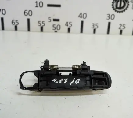 Audi A3 S3 8P Front door exterior handle 4F0837208B