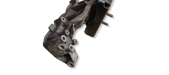 Iveco Daily 4th gen Engine mounting bracket 500376601