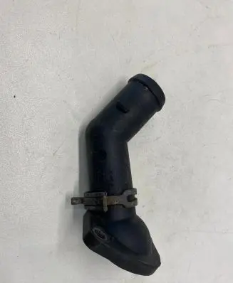 Volkswagen Golf IV Thermostat housing 06a121121c
