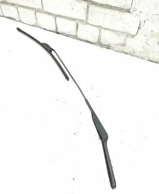Nissan Primastar Front wiper blade arm 80005697