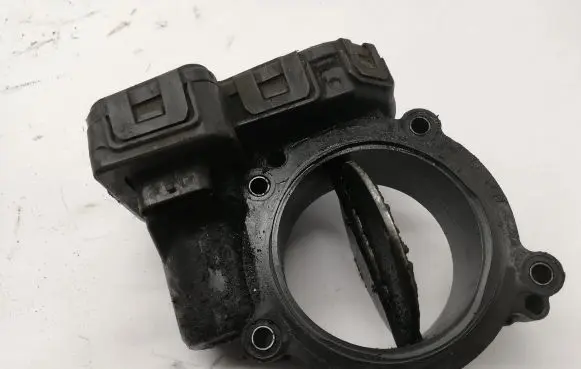 Mercedes-Benz E W212 Throttle valve 6510900470
