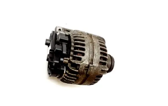 Volvo XC90 Generator/alternator 30658058