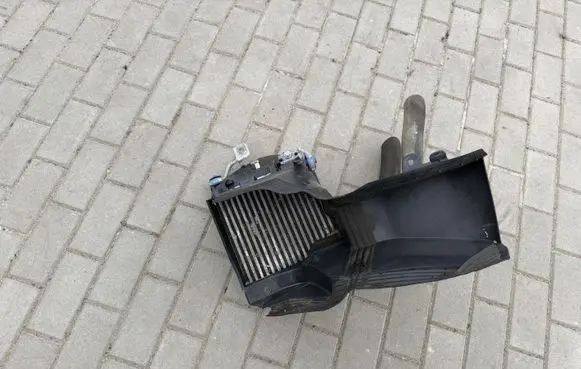 Citroen C4 II Picasso Intercooler radiator 9675627980