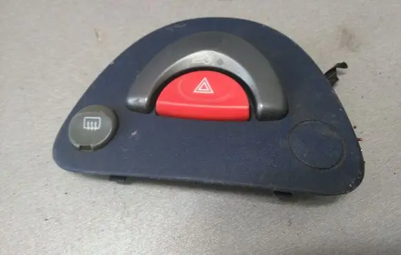 Smart ForTwo I Hazard light switch 0001166 92244009