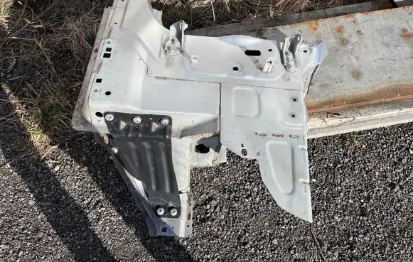 Front quarter panel