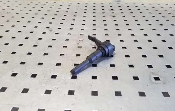 Audi 80 90 S2 B4 Speed sensor (speedometer sensor) 012409191D