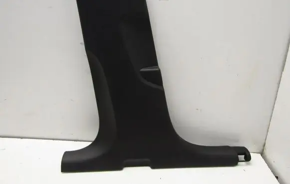 Audi A3 S3 8V (C) pillar trim 8V867239