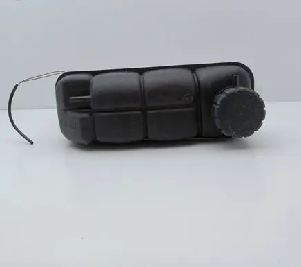 Mercedes-Benz E W210 Coolant expansion tank/reservoir 2105000549