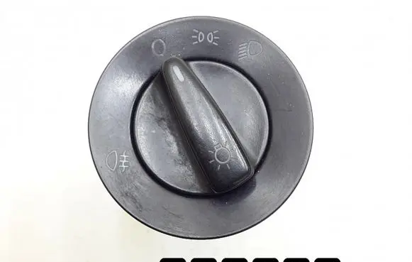 Volkswagen PASSAT B5 Light switch 1c0941531