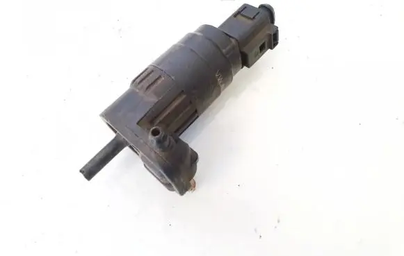 Volkswagen Touran I Windscreen/windshield washer pump 1k6955651 26002860