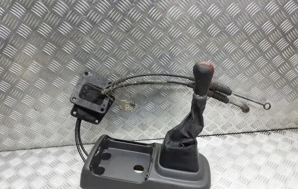 Toyota Previa (XR30, XR40) II Gear selector/shifter in gearbox 58810-28300
