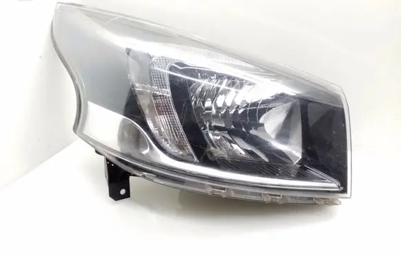 Opel Vivaro Headlight/headlamp 1LE01156502 260101200R