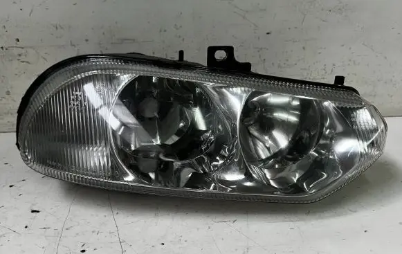 Alfa Romeo 156 Headlight/headlamp 38425748