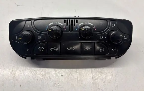 Mercedes-Benz C W203 Climate control unit A2098300085