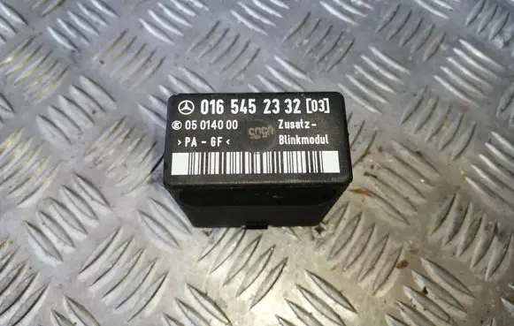 Mercedes-Benz Vito Viano W638 Light module LCM 0165452332