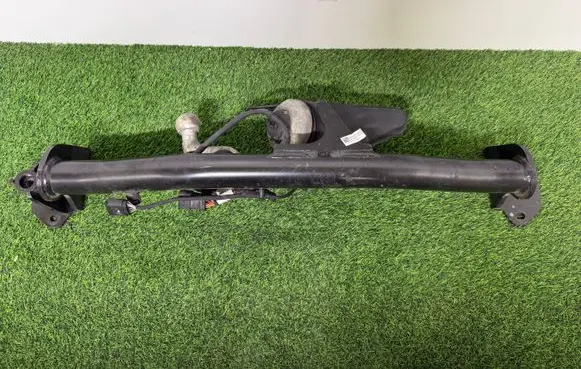 BMW X1 U11 Tow bar set 5A63E20