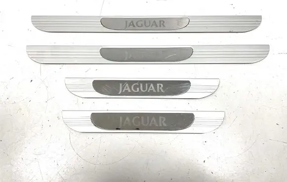 Jaguar S-Type Front sill trim cover XR835413208 IR8313244