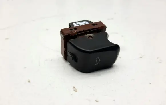Audi Q5 SQ5 Tailgate opening switch 8K0959831A