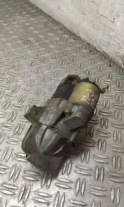 Mazda 3 I Starter motor M000T87681