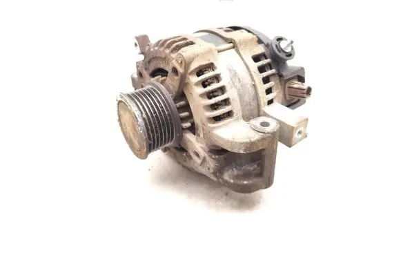 Toyota RAV 4 (XA40) Generator/alternator 27060-26041 2706026041